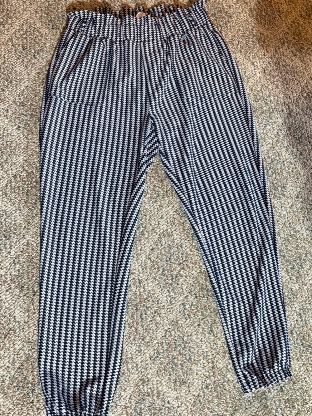 Bae City Black White Checked Elastic High Waist Jogger Slacks